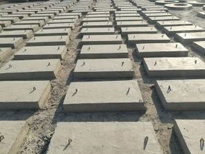 山东钢筋混凝土构件批发与安阳金牛水泥制品 聚焦混凝土钢承口排水管模具制造